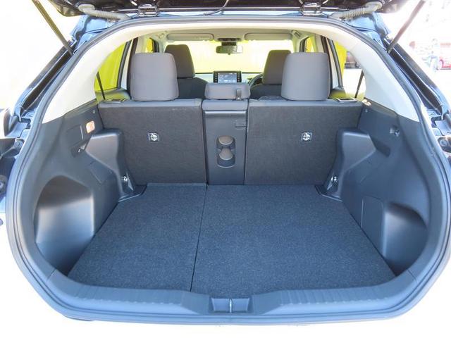 ヤリスクロス ハイブリッドＧ　ＴＳＳ　イモビライザー　バックモニタ－　エアコン　インテリキー　パワーウィンド　Ｗエアバック　オートクルーズ　メディアプレイヤー接続　キーフリー　横滑防止装置　サイドエアバッグ　エアバッグ　アルミ（16枚目）