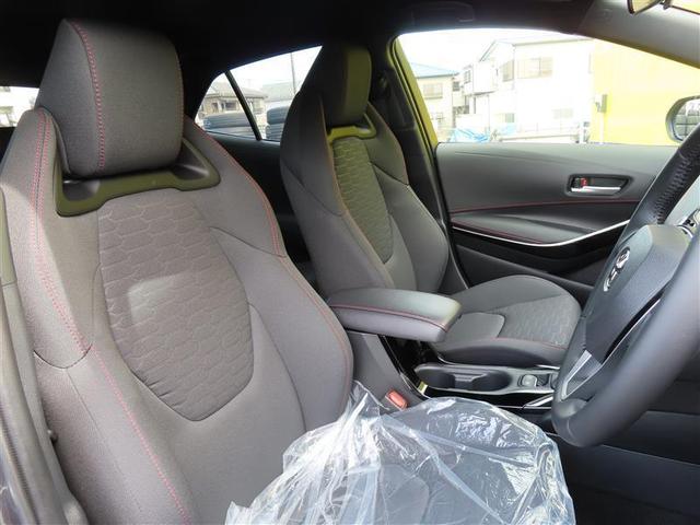 カローラスポーツ ハイブリッドＧ　Ｚ　【雹害車】　衝突回避システム　ＴＣナビ　レーダークルーズ　ＥＴＣ２．０　Ｂカメラ　ドラレコ　シートヒーター　ＬＥＤライト　スマートキー　フルセグ　Ｂｌｕｅｔｏｏｔｈ　１８ＡＷ（18枚目）