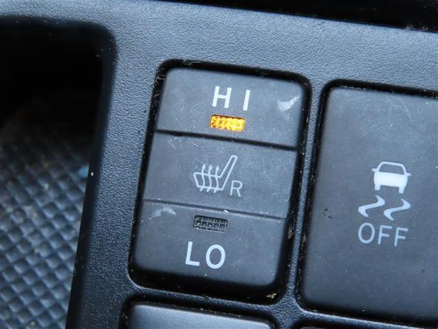 ヴィッツ ハイブリッドＵ　バックガイドモニター　衝突軽減システム　地デジ　ＡＵＸ　ＬＥＤヘッドライト　ＤＶＤ再生可　ＥＴＣ　オートエアコン　クルーズコントロール　メモリナビ　エアバッグ　キーフリー　横滑り防止機能　ナビ＆ＴＶ（16枚目）