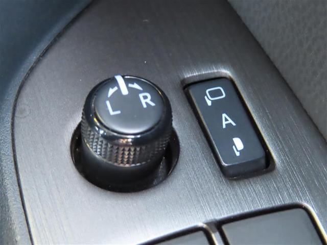 プリウスＰＨＶ Ｓナビパッケージ・ＧＲスポーツ　バックモニター　半革シート　スマキー　ナビＴＶ　地デジＴＶ　アルミホイール　横滑り防止装置　ドラレコ　ＬＥＤヘッド　クルーズコントロール　ＡＵＸ　エアバッグ　ＥＴＣ　キーレス　オートエアコン　ＡＢＳ（12枚目）