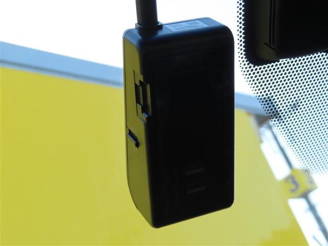 クラウンハイブリッド Ｇ－エグゼクティブ　サンル－フ　バックＣ　ナビＴＶ　地デジフルセグ　Ｐシート　ＬＥＤヘッドライト　クルコン　パワステ　エアコン　アルミ　盗難防止装置　横滑防止装置　ＡＵＸ　エアバッグ　ＥＴＣ　メモリーナビ　ＤＶＤ再生（9枚目）