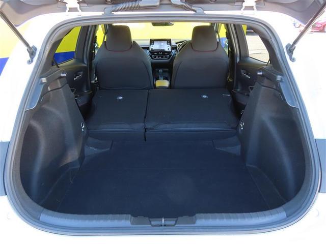 カローラスポーツ ハイブリッドＧ　Ｚ　衝突被害軽減Ｓ　Ｂモニ　盗難防止装置　ＬＥＤライト　オートクルーズコントロール　アルミホイール　スマートキ－　ＡＢＳ　パワーウィンドウ　オ－トエアコン　サイドエアバッグ　ＥＴＣ車載器　エアバッグ（19枚目）