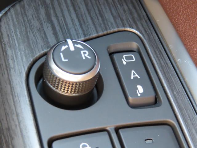 ハリアーハイブリッド Ｚ　レザーパッケージ　【雹害車】　衝突回避システム　ＴＣナビ　レーダークルーズ　ＥＴＣ２．０　Ｂカメラ　デジタルインナーミラー（録画機能付き）　シートＡＣ・ヒーター　Ｐシート　Ｐバックドア　ＬＥＤライト　ＢＳＭ　１９ＡＷ（15枚目）