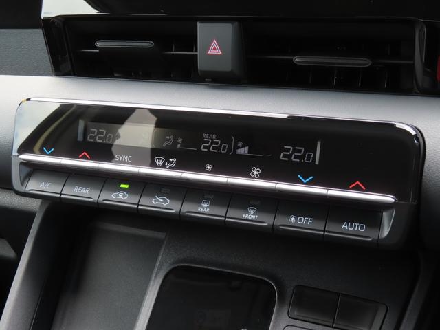 ノア Ｘ　【雹害車】　衝突回避システム　ＴＣナビ　左側Ｐスラドア　レーダークルーズ　ＥＴＣ２．０　Ｂカメラ　ＬＥＤライト　スマートキー　ＤＶＤ　フルセグ　Ｂｌｕｅｔｏｏｔｈ（15枚目）