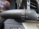 AUTOの位置にセットしておくと、暗くなったら自動でライトの点灯をサポートしてくれます!高速道路でのトンネル通過時など便利です!