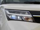 今や主流となってきました「LEDヘッドランプ」。消費電力も少なく、エコ走行に貢献します。コレが付いているだけで、優越感に浸れますよね。HIDに負けないくらい明るく安全です。