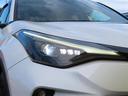今や主流となってきました「LEDヘッドランプ」。消費電力も少なく、エコ走行に貢献します。コレが付いているだけで、優越感に浸れますよね。HIDに負けないくらい明るく安全です。