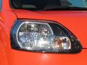 夜のドライブにはとても便利なHID。通常のハロゲンよりも約3倍くらい明るいとされていますので、安全性も向上します。さらに青白い光で見た目もカッコよく、ナイトドライブが楽しくなりそうです。
