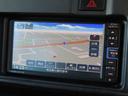 純正メモリーナビを装着。(DVD・フルセグTVの視聴、Bluetoothの接続可能)
