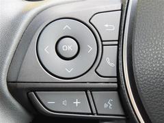 ブルートゥースに接続すれば、スマホに入れている音楽が聞けたり運転中に電話がかかってきてしまった場合もハンドルから電話を取ることができます！ 6