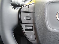ブルートゥースに接続すれば、スマホに入れている音楽が聞けたり運転中に電話がかかってきてしまった場合もハンドルから電話を取ることができます！ 6