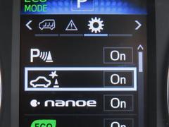 ���ͷڸ������ƥ�Ρ֥ץꥯ��å������ܡ�������ž�Υ��ݡ��Ȥ򤷤Ƥ���ޤ��� 3