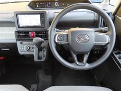 ���ͷڸ������ƥ�Ρ֥��ޡ��ȥ������ȡ���ܡ�������ž�Υ��ݡ��Ȥ򤷤Ƥ���ޤ��� 2