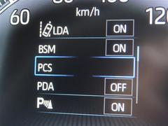 ���ͷڸ������ƥ�Ρ֥����եƥ����󥹡���ܡ�������ž�Υ��ݡ��Ȥ򤷤Ƥ���ޤ��� 6