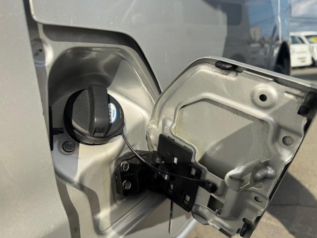 NV100クリッパーバン DX GLパッケージ 4速AT・パワーウィンドウ・キーレス・ETC・プライバシーガラス・オーバーヘッドシェルフ・ワンオーナー・記録簿(15枚目)