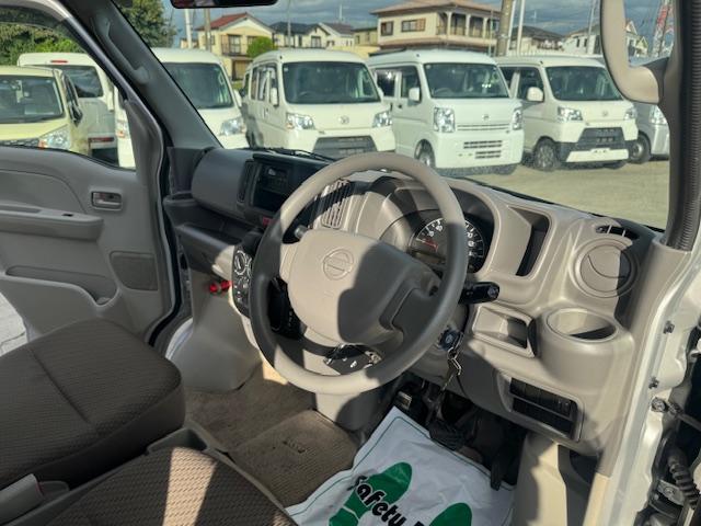 NV100クリッパーバン DX GLパッケージ 4速AT・パワーウィンドウ・キーレス・ETC・プライバシーガラス・オーバーヘッドシェルフ・ワンオーナー・記録簿(19枚目)