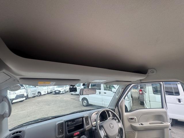 NV100クリッパーバン DX GLパッケージ 4速AT・パワーウィンドウ・キーレス・ETC・プライバシーガラス・オーバーヘッドシェルフ・ワンオーナー・記録簿(28枚目)