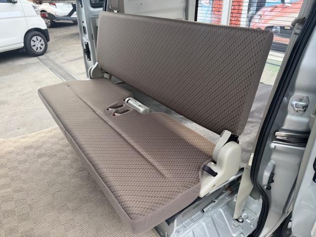 NV100クリッパーバン DX GLパッケージ 4速AT・パワーウィンドウ・キーレス・ETC・プライバシーガラス・オーバーヘッドシェルフ・ワンオーナー・記録簿(30枚目)