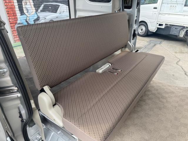 NV100クリッパーバン DX GLパッケージ 4速AT・パワーウィンドウ・キーレス・ETC・プライバシーガラス・オーバーヘッドシェルフ・ワンオーナー・記録簿(32枚目)