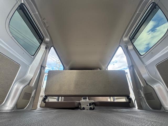 NV100クリッパーバン DX GLパッケージ 4速AT・パワーウィンドウ・キーレス・ETC・プライバシーガラス・オーバーヘッドシェルフ・ワンオーナー・記録簿(36枚目)
