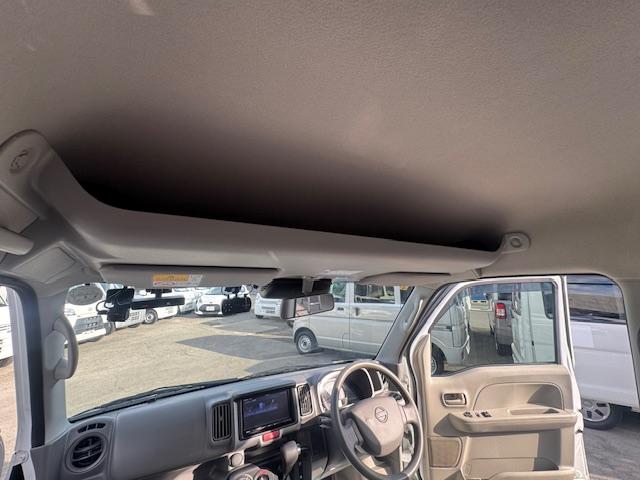 NV100クリッパーバン DX GLセーフティパッケージ 4速AT・Pソナー・パワーウィンドウ・電格ミラー・キーレス・AUTOライト・ナビ・バックカメラ・プライバシーガラス・オーバーヘッドシェルフ・ワンオーナー・記録簿(34枚目)