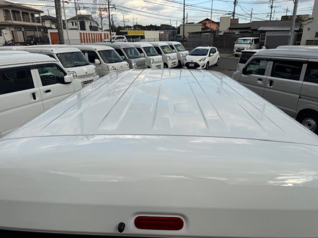 ＮＶ１００クリッパーバン ＤＸ　ＧＬセーフティパッケージ　４速ＡＴ・Ｐソナー・電格ミラー・パワーウィンドウ・ＡＵＴＯライト・ナビ・バックカメラ・ＥＴＣ・キーレス・プライバシーガラス・オーバーヘッドシェルフ・ワンオーナー・記録簿（10枚目）