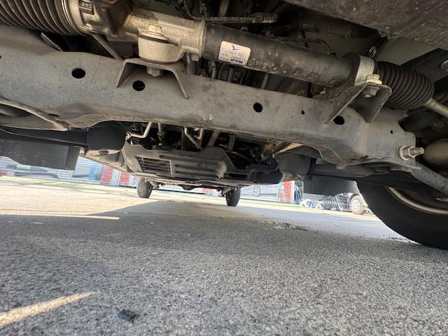 ハイゼットカーゴ DX パワーウィンドウ・キーレス・ナビ・Bカメ・ETC・オーバーヘッドシェルフ・ワンオーナー・記録簿(11枚目)