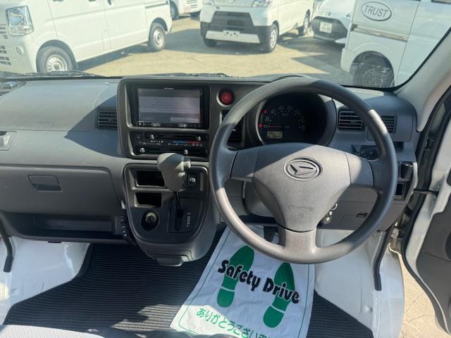 ハイゼットカーゴ DX パワーウィンドウ・キーレス・ナビ・Bカメ・ETC・オーバーヘッドシェルフ・ワンオーナー・記録簿(24枚目)