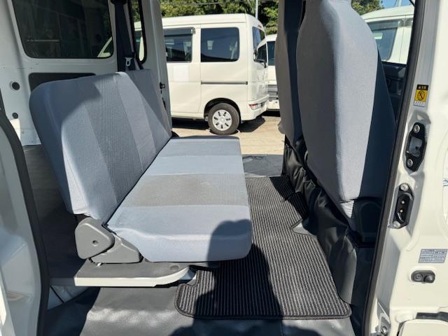 ハイゼットカーゴ DX パワーウィンドウ・キーレス・ナビ・Bカメ・ETC・オーバーヘッドシェルフ・ワンオーナー・記録簿(33枚目)