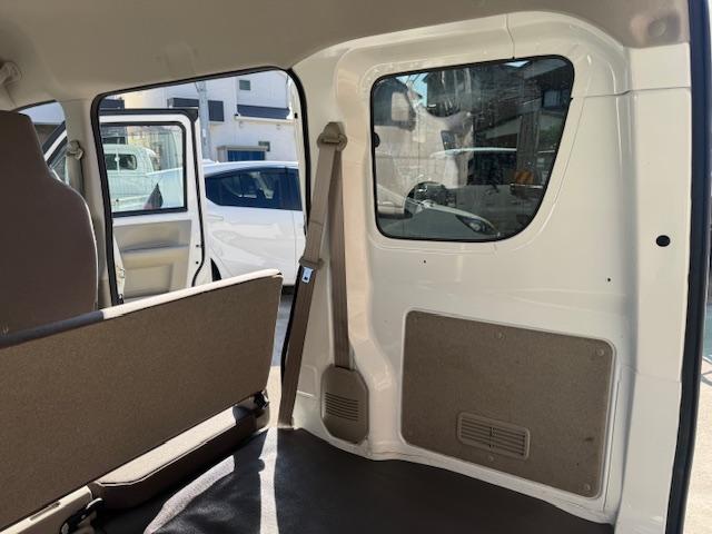 ＮＶ１００クリッパーバン ＤＸ　セーフティパッケージ　Ｐソナー・２ｎｄ発進・ＡＵＴＯライト・バックカメラ・キーレス・プライバシーガラス・オーバーヘッドシェルフ・ワンオーナー・記録簿（41枚目）