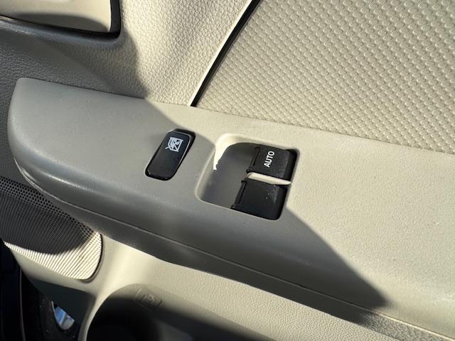 ＮＶ１００クリッパーバン ＤＸ　ＧＬパッケージ　４速ＡＴ・パワーウィンドウ・キーレス・プライバシーガラス・オーバーヘッドシェルフ・ワンオーナー・記録簿（15枚目）