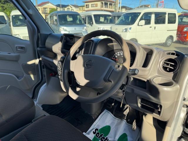 ＮＶ１００クリッパーバン ＤＸ　ＧＬパッケージ　４速ＡＴ・パワーウィンドウ・キーレス・プライバシーガラス・オーバーヘッドシェルフ・ワンオーナー・記録簿（16枚目）