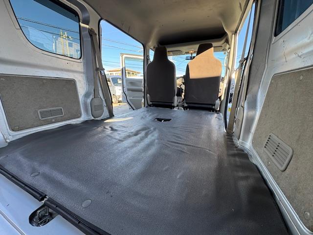 ＮＶ１００クリッパーバン ＤＸ　ＧＬパッケージ　４速ＡＴ・パワーウィンドウ・キーレス・プライバシーガラス・オーバーヘッドシェルフ・ワンオーナー・記録簿（30枚目）