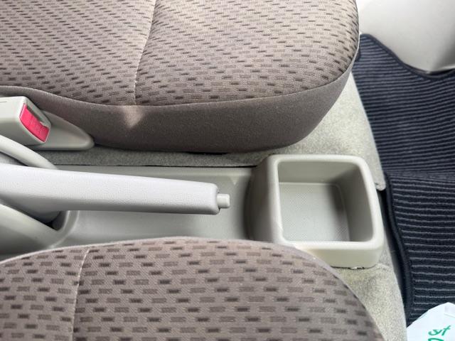 スクラム PC パワーウィンドウ・キーレス・ナビ・バックカメラ・ETC・プライバシーガラス・オーバーヘッドシェルフ・ワンオーナー・記録簿(32枚目)