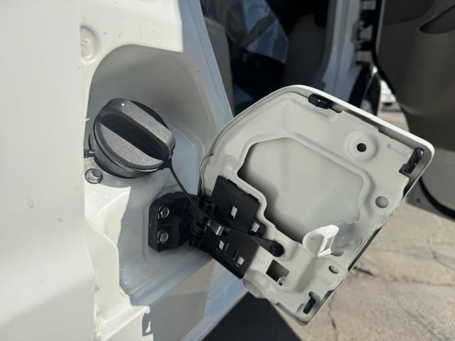 ＮＶ１００クリッパーバン ＤＸ　２ｎｄ発進・キーレス・ＥＴＣ・オーバーヘッドシェルフ・ワンオーナー・記録簿（14枚目）