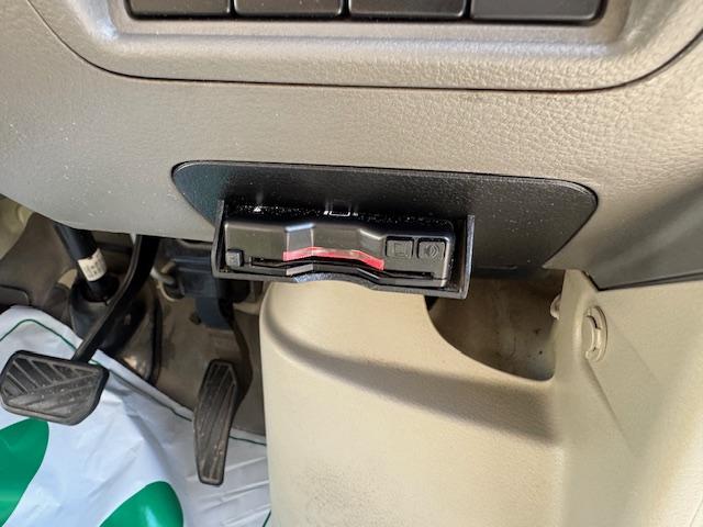 ＮＶ１００クリッパーバン ＤＸ　２ｎｄ発進・キーレス・ＥＴＣ・オーバーヘッドシェルフ・ワンオーナー・記録簿（25枚目）