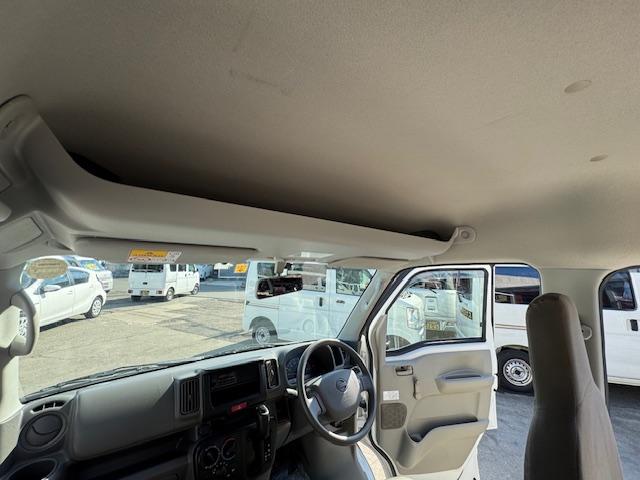 ＮＶ１００クリッパーバン ＤＸ　２ｎｄ発進・キーレス・ＥＴＣ・オーバーヘッドシェルフ・ワンオーナー・記録簿（27枚目）