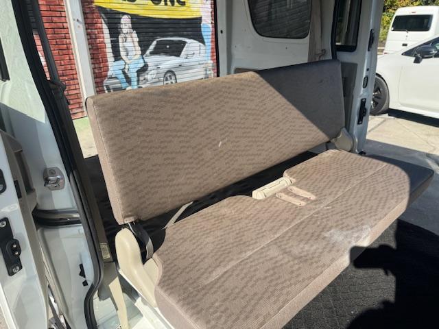 ＮＶ１００クリッパーバン ＤＸ　２ｎｄ発進・キーレス・ＥＴＣ・オーバーヘッドシェルフ・ワンオーナー・記録簿（31枚目）