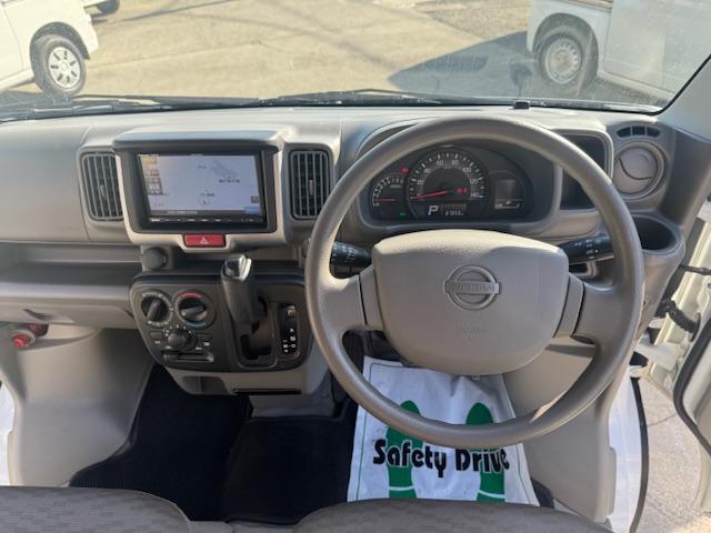 NV100クリッパーバン DX セーフティパッケージ 2nd発進・Pソナー・AUTOライト・ナビ・バックカメラ・ETC・キーレス・オーバーヘッドシェルフ・ワンオーナー・記録簿(24枚目)