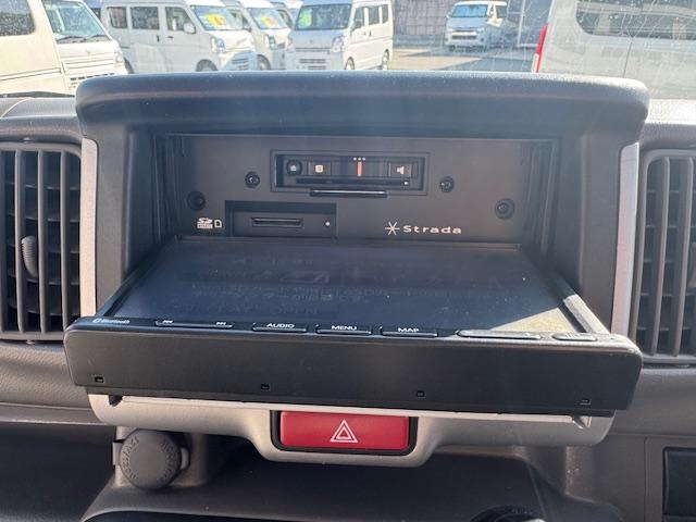 NV100クリッパーバン DX セーフティパッケージ 2nd発進・Pソナー・AUTOライト・ナビ・バックカメラ・ETC・キーレス・オーバーヘッドシェルフ・ワンオーナー・記録簿(32枚目)