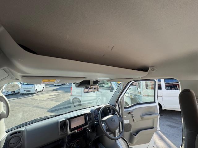 NV100クリッパーバン DX セーフティパッケージ 2nd発進・Pソナー・AUTOライト・ナビ・バックカメラ・ETC・キーレス・オーバーヘッドシェルフ・ワンオーナー・記録簿(34枚目)