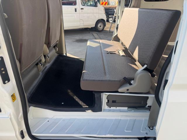 NV100クリッパーバン DX セーフティパッケージ 2nd発進・Pソナー・AUTOライト・ナビ・バックカメラ・ETC・キーレス・オーバーヘッドシェルフ・ワンオーナー・記録簿(35枚目)