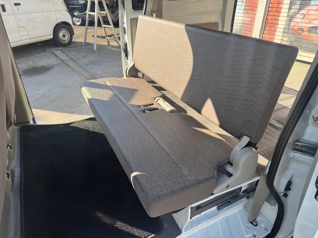 NV100クリッパーバン DX セーフティパッケージ 2nd発進・Pソナー・AUTOライト・ナビ・バックカメラ・ETC・キーレス・オーバーヘッドシェルフ・ワンオーナー・記録簿(36枚目)