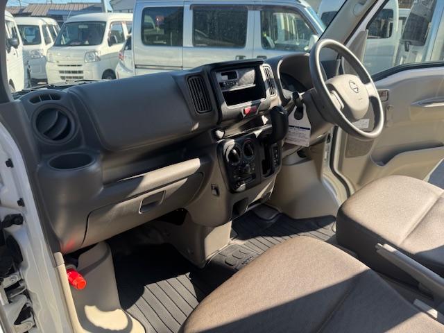 ＮＶ１００クリッパーバン ＤＸ　セーフティパッケージ　２ｎｄ発進・Ｐソナー・ＡＵＴＯライト・ＥＴＣ・キーレス・オーバーヘッドシェルフ・ワンオーナー・記録簿（20枚目）