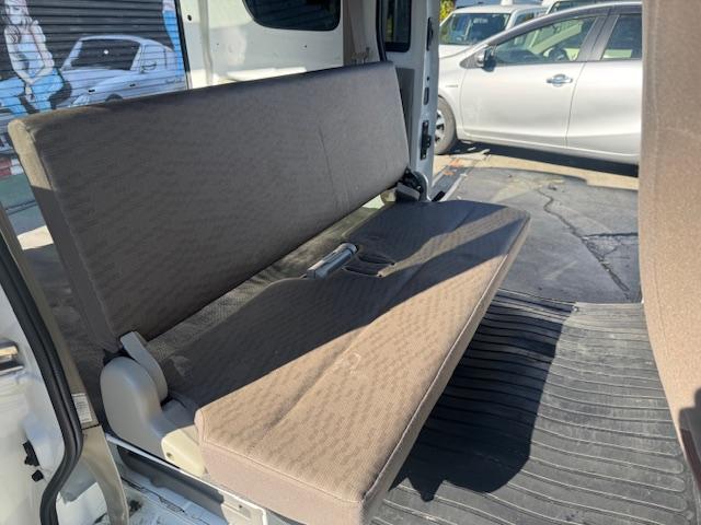 ＮＶ１００クリッパーバン ＤＸ　セーフティパッケージ　２ｎｄ発進・Ｐソナー・ＡＵＴＯライト・ＥＴＣ・キーレス・オーバーヘッドシェルフ・ワンオーナー・記録簿（33枚目）