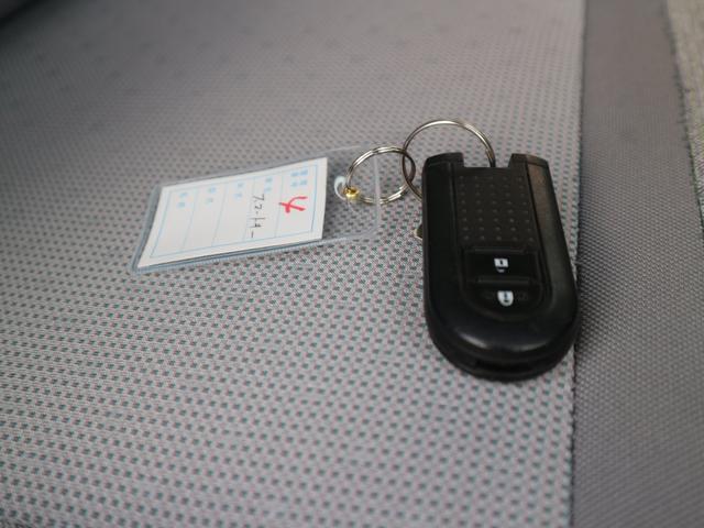X Lパッケージ SAII 純正オーディオ CD再生 AUX接続 スマートキー プッシュスタート 衝突軽減ブレーキ 電動格納ミラー オートエアコン アイドリングストップ 純正オーディオ CD再生 AUX接続 スマートキー(28枚目)