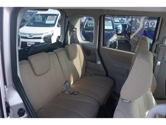 X 社外ナビ フルセグTV CD/DVD Bluetooth ETC 左後パワースライドドア フルオートエアコン ヘッドライトレベライザー プッシュスタート スマートキー ベンチシート 運転席アームレスト(8枚目)