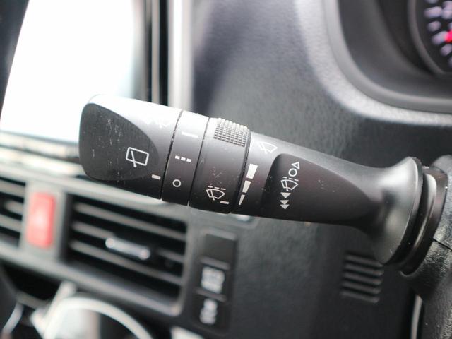 ノア Ｓｉ　純正９インチＳＤナビ　フルセグＴＶ　Ｂｌｕｅｔｏｏｔｈ　ＣＤ　ＤＶＤ　バックカメラ　フリップダウンモニター　ＥＴＣ　両側パワースライドドア　衝突被害軽減ブレーキ　クルーズコントロール　スマートキー（39枚目）