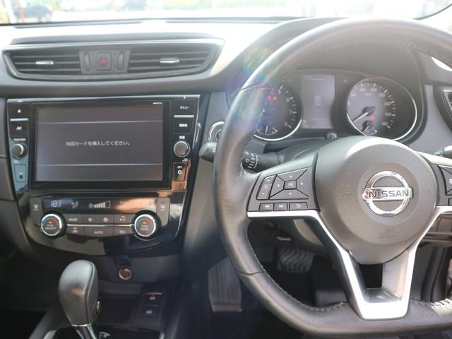 エクストレイル ２０Ｘ　４ＷＤ　純正ナビ　フルセグＴＶ　Ｂｌｕｅｔｏｏｔｈ　ＣＤ　ＤＶＤ　バックカメラ　衝突被害軽減ブレーキ　クルーズコントロール　スマートキー　プッシュスタート　ＬＥＤヘッドライト　オートライト（3枚目）