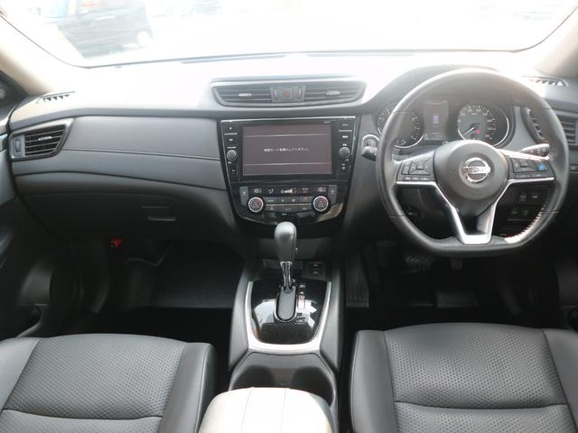 エクストレイル ２０Ｘ　４ＷＤ　純正ナビ　フルセグＴＶ　Ｂｌｕｅｔｏｏｔｈ　ＣＤ　ＤＶＤ　バックカメラ　衝突被害軽減ブレーキ　クルーズコントロール　スマートキー　プッシュスタート　ＬＥＤヘッドライト　オートライト（6枚目）